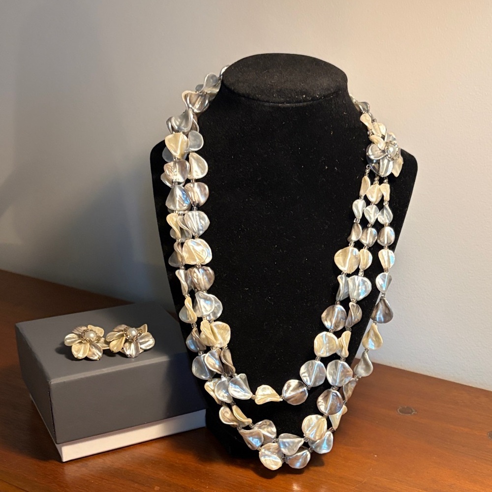 MCM Cornflake Pearl Hong Kong Set